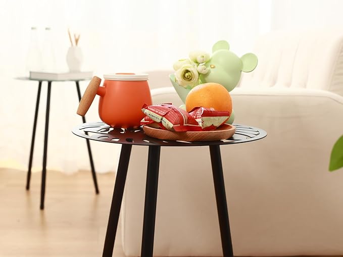 1 Pack Metal Outdoor Side Tables Small Outside End Table for Patio Round Accent Garden Corner Table for Small Spaces, Balcony, Porch Plant Stand Indoor