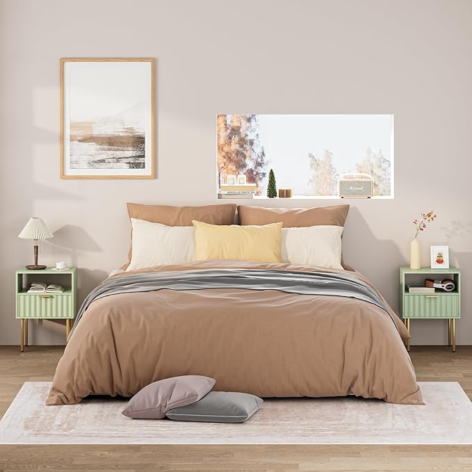 Nightstand,Modern Bedside Table with Gold Frame,Green Night Stand,Bedside Furniture, Modern Side Table with Drawer and Shelf for Bedroom,Living Room (Green)