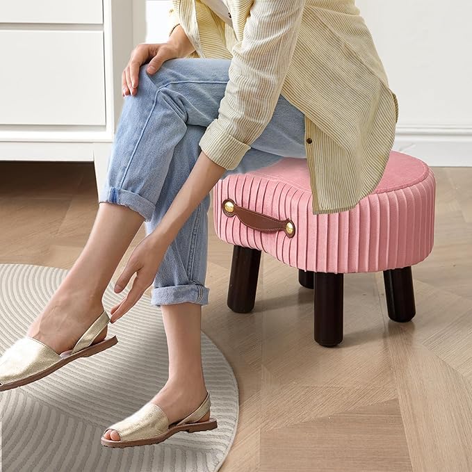 Small Footstool with Handle, Velvet Ottoman Foot Rest with Padded Seat, Curved Foot Stool with Wooden Legs, Portable Foot Rest for Living Room, Bedroom, Entryway, Pink