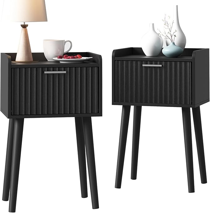 LAATOOREE Nightstand Set of 2, Small Bed Side Table with Fluted Door, End Table with Solid Wood Legs, Mid-Century Bedside Table for Bedroom Small Space