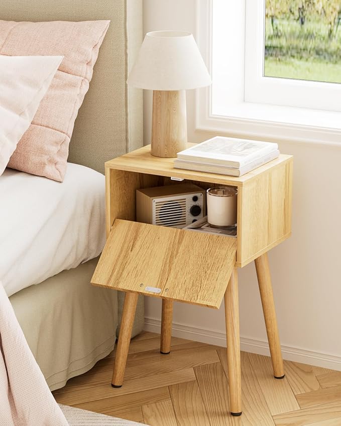 Night Stand Set 2, Oak Nightstand with Fluted Doors, Small Modern Mid-Century Bedside Table for Bedroom, End Table for Living Room