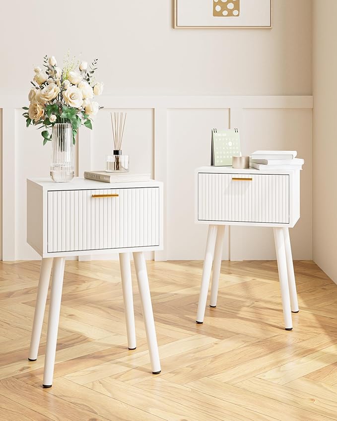 Night Stand Set 2, White Nightstand with Fluted Doors, Small Modern Mid-Century Bedside Table for Bedroom, End Table for Living Room