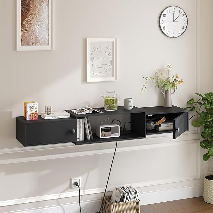 HOOBRO 55" Floating TV Stand with Power Outlets, Modern Wall Mounted Media Console Shelf with Doors, Entertainment Center for Under TV Storage, for Living Room, Bedroom, Black BK11UDS01