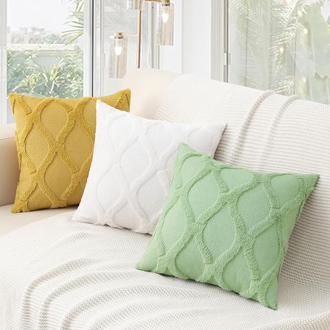 decorUhome Throw Pillow Covers 18x18 Inch Set of 2, Soft Plush Faux Fur Wool Sage Green Couch Pillow Covers, Decorative Neutral Pillow Cases for Bed Sofa Living Room Home Decor