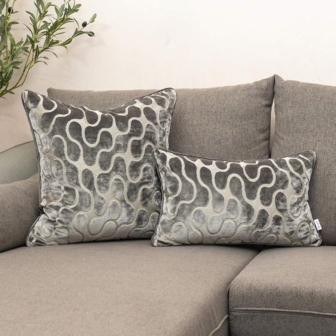 Yangest Silver Grey Square Throw Pillow Cover Wavy Velvet Cushion Cover Modern Zippered Pillowcase for Sofa Couch Bedroom Living Room Chair, 18 x 18 Inch
