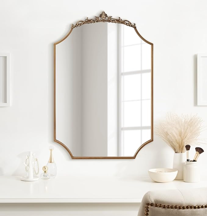 Kate and Laurel Arendahl Ornate Traditional Arched Scallop Mirror; 24 x 36; Antique Gold; Decorative Baroque Style Scalloped Arch Vintage Gold Mirror with Ornamental Crown