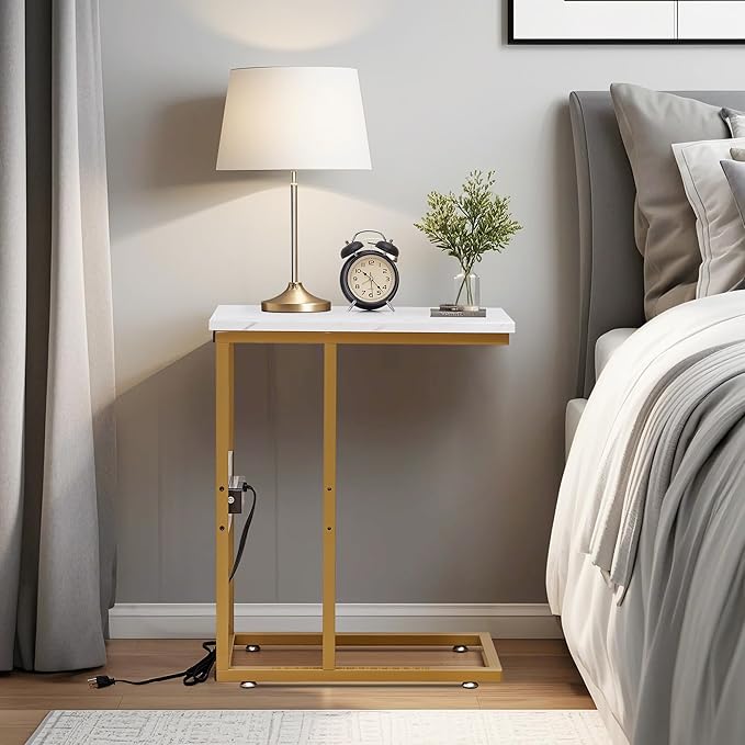VECELO C Shaped End Side Table with Charging Station & Power Outlets for Couch Sofa/Bed Snack TV Tray with Metal Frame for Living Room Bedroom 1 Set, Gold