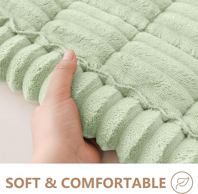 Smiry Couch Cover for Dogs Washable, Non Slip Fuzzy Pet Couch Covers for 3 Cushion Sofa Pet Friendly, Thick Soft Sofa Slipcovers Cushion Protector (Green, 27.6" x 70.9")