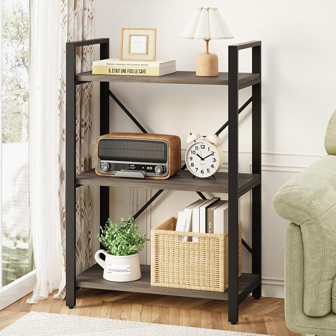 BON AUGURE 3 Tier Bookshelf, Small Rustic Book Shelf, Short Industrial Bookcase, Wood Metal Standing Etagere for Office, Bedroom and Living Room (Greige Oak)