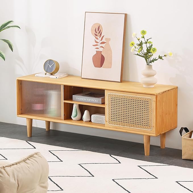 Tiita Rattan TV Stand for 55 Inch TV, Bamboo TV Cabinet with Adjustable Shelf and Storage, Boho Entertainment Center, Mid Century Modern Media Console for Bedroom, Living Room, Study (Natural)