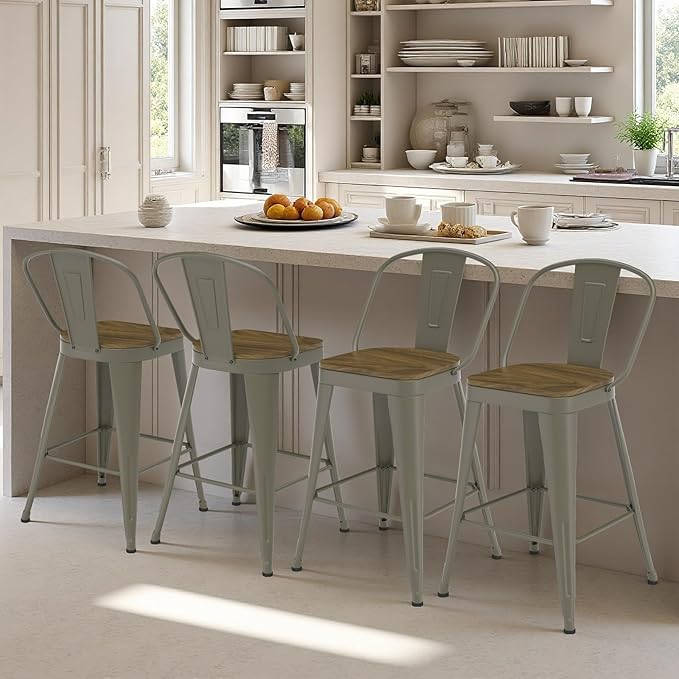 Metal Bar Stools Set of 4, High Back Bar Stools with Wooden Seat, 30 inch Rusty Barstools for Kitchen Island