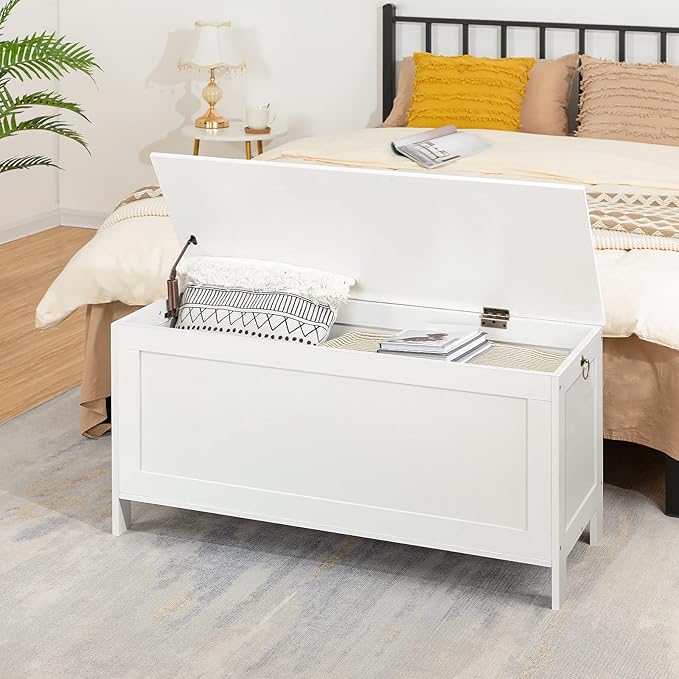HOOBRO Toy Box, Retro Wooden Look Storage Chest with Safety Hinge, Entryway Storage Bench Supports 220 lb, 39.4 x 15.7 x 18.9 Inches Toy Chest Organizer, Easy Assembly (White)