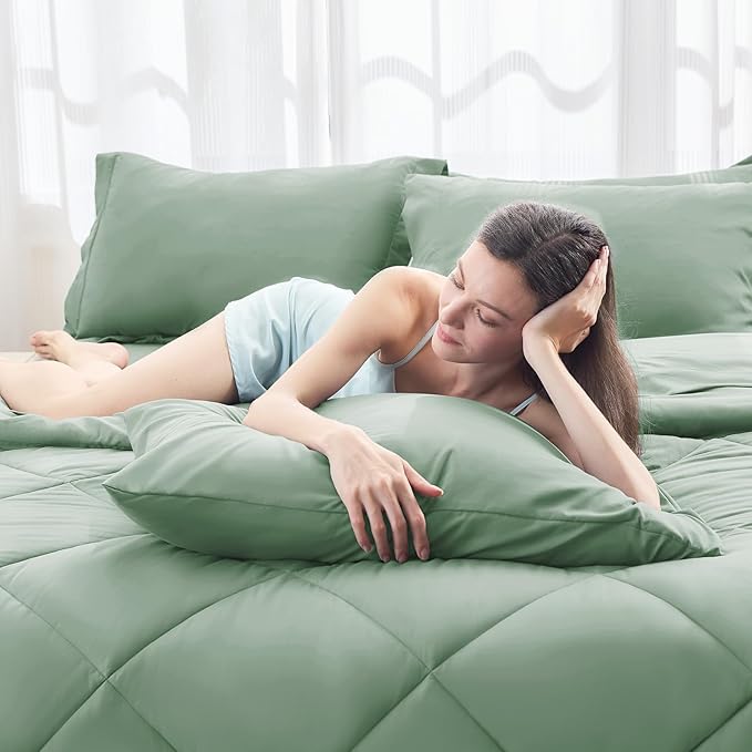 HEVUMYI Light Green Twin-XL Comforter Set - 5-Piece All Season Bed in a Bag Twin-XL, Ultra Soft Bedding Set with Comforter, Flat Sheet, Fitted Sheet, Pillowcases, Pillow Shams