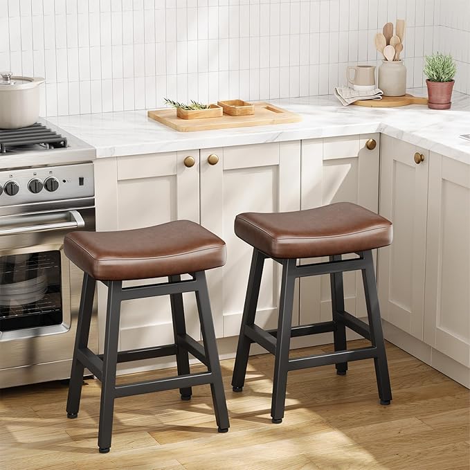 Counter Height Bar Stools Set of 2, 24 Inch Barstools for Kitchen Counter, Kitchen Stools with Faux Leather Saddle Seats & Heavy Duty Metal Legs, Easy Assembly, Forest Green
