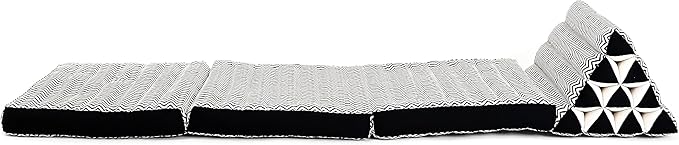 Leewadee - Comfortable Japanese Floor Mattress - Thai Floor Bed with Triangle Cushion - Futon Mattress - Thai Massage Mat, 67 x 21 inches, Black White, Kapok Filling