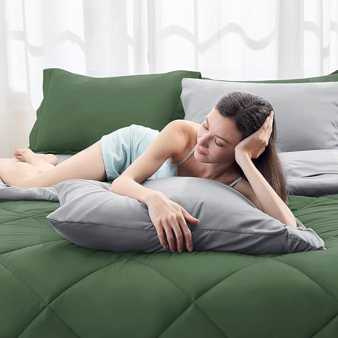 HEVUMYI Full Comforter Set - 7-Piece All Season Bed in a Bag Full, Ultra Soft Bedding Set with Comforter, Flat Sheet, Fitted Sheet, Pillowcases, Pillow Shams, Green & Light Grey