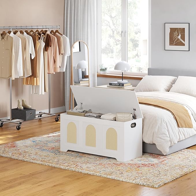 DINZI LVJ Storage Chest, 39.4" Rattan-Like Storage Box with 2 Safety Hinges, Wooden Entryway Shoe Bench with Flip-Top, Trunk for Living Room, Bedroom, Easy Assembly, White and Natural
