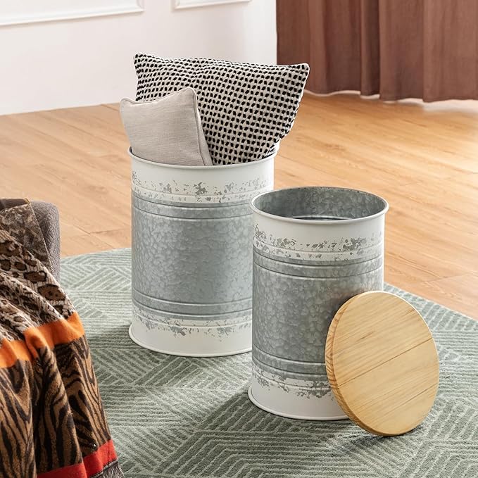 Glitzhome Farmhouse Accent Side Table, Metal Storage Stool Ottoman with Round Lid - Galvanized Coffee Cocktail End Tables Set of 2 for Living Room Bedroom, Distressed White