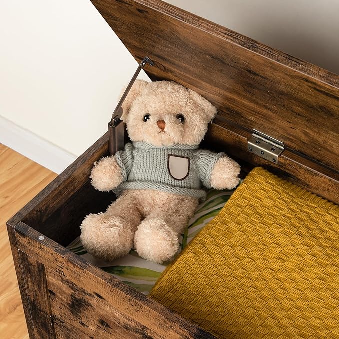 HOOBRO Toy Box, Retro Wooden Look Storage Chest with Safety Hinge, Entryway Storage Bench Supports 220 lb, 39.4 x 15.7 x 18.9 Inches Toy Chest Organizer, Easy Assembly (Rustic Brown) BF100CW01