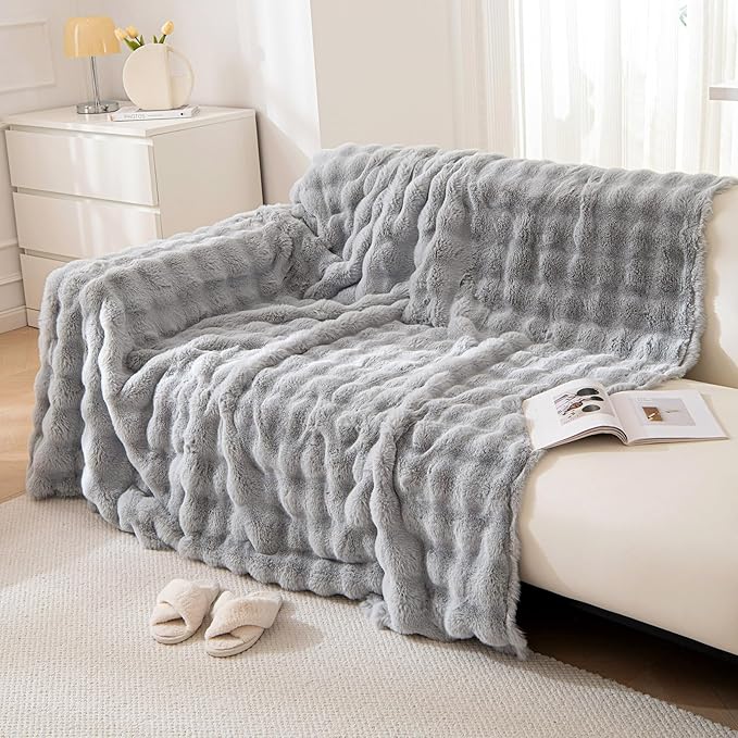 VM VOUGEMARKET Plush Sofa Cover Thick Faux Fur Shaggy Fuzzy Sectional Couch Cover Universal Gray Furniture Cover Fluffy Sofa Slipcover for Couch Sofa Bed-71" x 134"