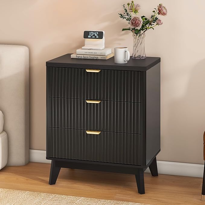 LYNCOHOME Fluted Nightstand with 3 Drawers Dresser, Modern Wood Chest of Bedside Table with Curved Profile, Fluted Dresser & Wood Drawer Organizer for Bedroom