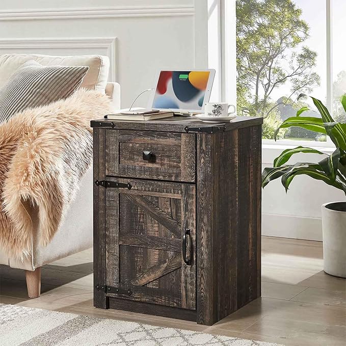SOOWERY Nightstands Set of 2, Nightstand with Charging Station, Farmhouse End Table with Barn Door and Drawer, Rustic Wood Sofa Side Table for Bedroom, Living Room, Dark Rustic Oak
