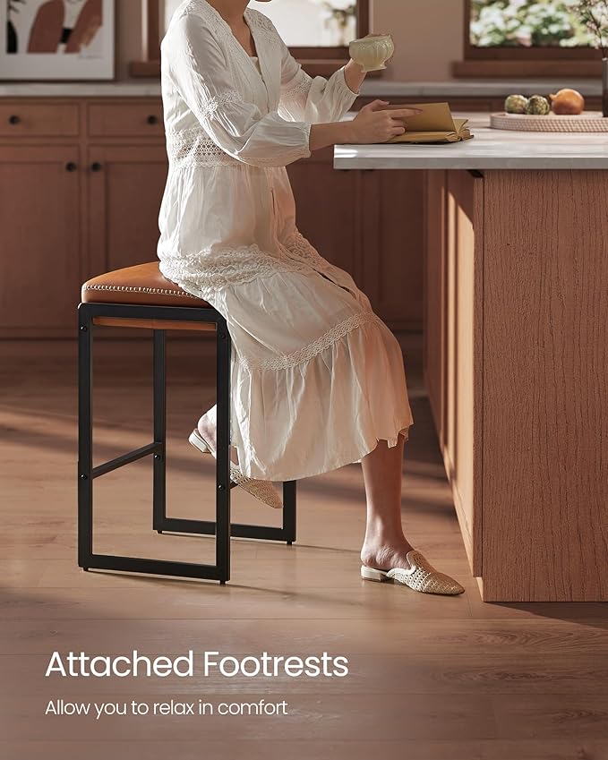 VASAGLE EKHO Collection - Bar Stools Set of 4, Counter Height Bar Stools, Synthetic Leather with Stitching, Mid-Century Modern Counter Stools, 26-Inch Tall, Kichen Home Bar Dining Room, Caramel Brown