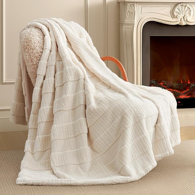 Amélie Home Luxury Striped Faux Fur Throw Blanket for Couch, Embossed Split Fur Cozy Fuzzy Fluffy Luxurious Soft Plush Sofa Chair Bed Gift Blankets for Women Men Wife Friend, 55"x70", Ivory