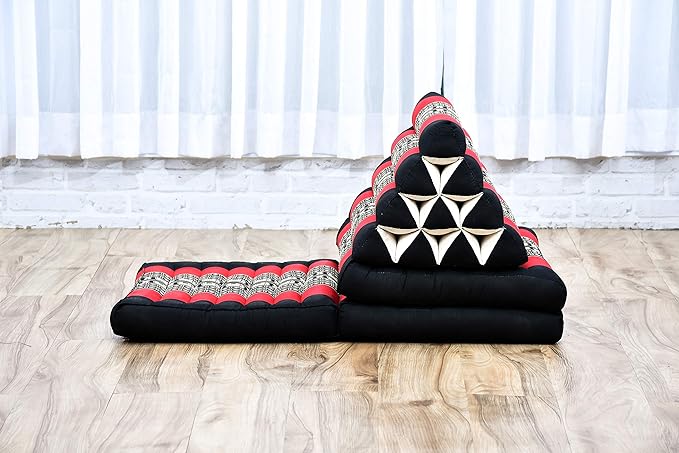 Leewadee - Comfortable Japanese Floor Mattress - Thai Floor Bed with Triangle Cushion - Futon Mattress - Thai Massage Mat, 67 x 21 inches, Black Red, Kapok Filling