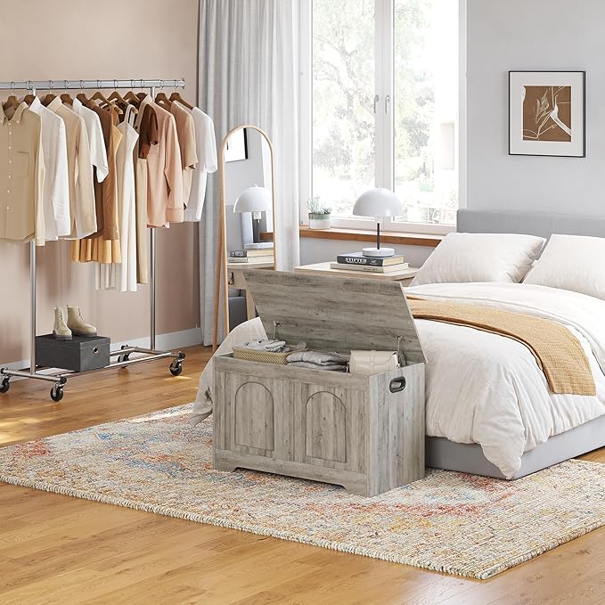 DINZI LVJ Storage Chest, 31.5”Wooden Toy Box with 2 Safety Hinges, Entryway Storage Bench with Flip-Top, Sturdy Storage Trunk for Living Room, Bedroom, Easy Assembly, Gray Wash