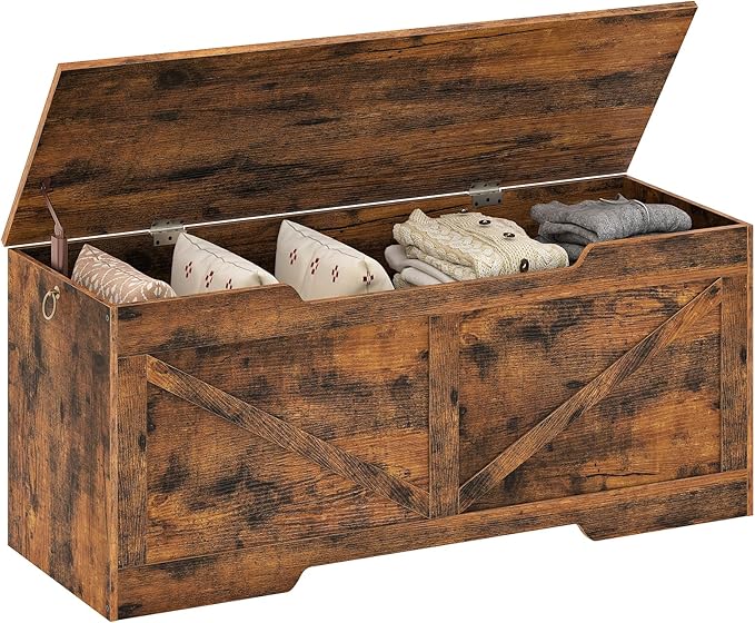 HOOBRO 47.2” Storage Chest, Retro Wooden Storage Bench with U-Shaped Cut-Out Pull, Toy Chest with Safety Hinge, Supports 220 lb and Easy Assembly for Toy Box Organizer (Rustic Brown) BF773CW01