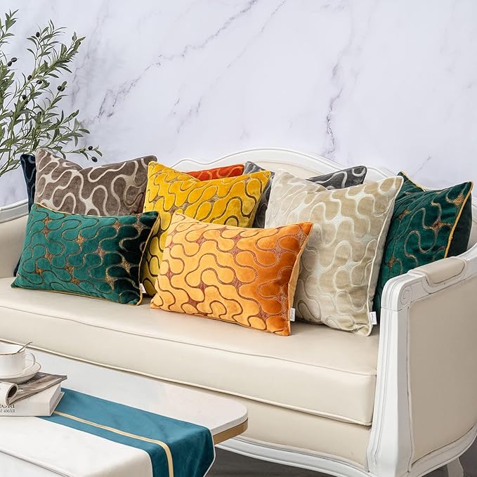 Yangest Green Square Throw Pillow Cover Wavy Velvet Cushion Cover Modern Zippered Pillowcase for Sofa Couch Bedroom Living Room Chair, 20 x 20 Inch