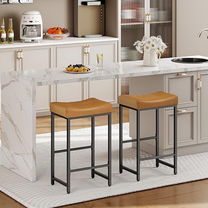 HOOBRO Bar Stools,25.4" Saddle Stools with PU Upholstery, Counter Height Stools with Footrest, Kitchen Breakfast Chairs, for Dining Room, Cafe, Bar, Brown and Black CB23BY01