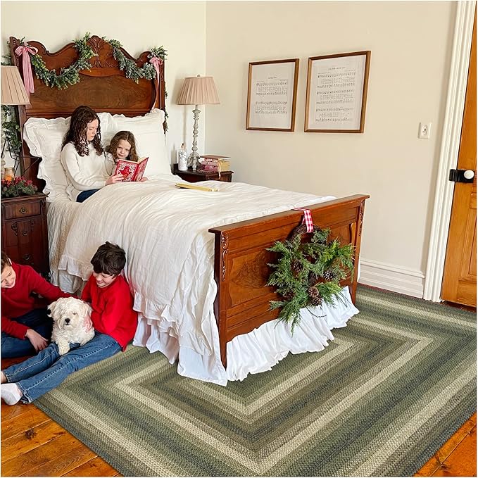Homespice Pinecone Jute Braided Green Area Rug 4x6' - Rustic Braided Area Rug for Living Room and Dining Room