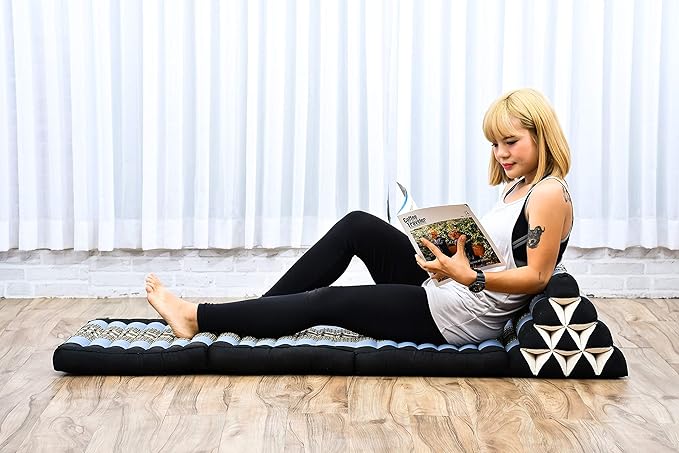 Leewadee - Comfortable Japanese Floor Mattress - Thai Floor Bed with Triangle Cushion - Futon Mattress - Thai Massage Mat, 67 x 21 inches, Blue, Kapok Filling