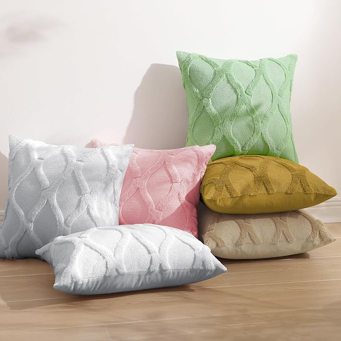 decorUhome Throw Pillow Covers 20x20 Inch Set of 2, Soft Plush Faux Fur Wool Khaki Couch Pillow Covers, Decorative Neutral Pillow Cases for Bed Sofa Living Room Home Decor