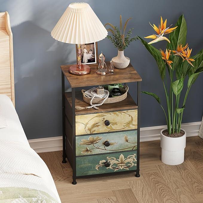 Tohomeor Nightstand with 3 Fabric Drawers Retro End Table with Storage Shelf Vintage Side Table for Bedroom Living Room Sofa Beside Farmhouse