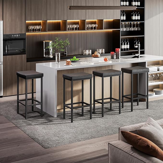 HOOBRO Bar Stools, Set of 2 Bar Chairs, Counter Height Stools, Saddle Barstools with Curved Surface, 24.8 Inches, 2.4" Thick Upholstery, for Kitchen, Dining Room, Cafe Black BB10BY01