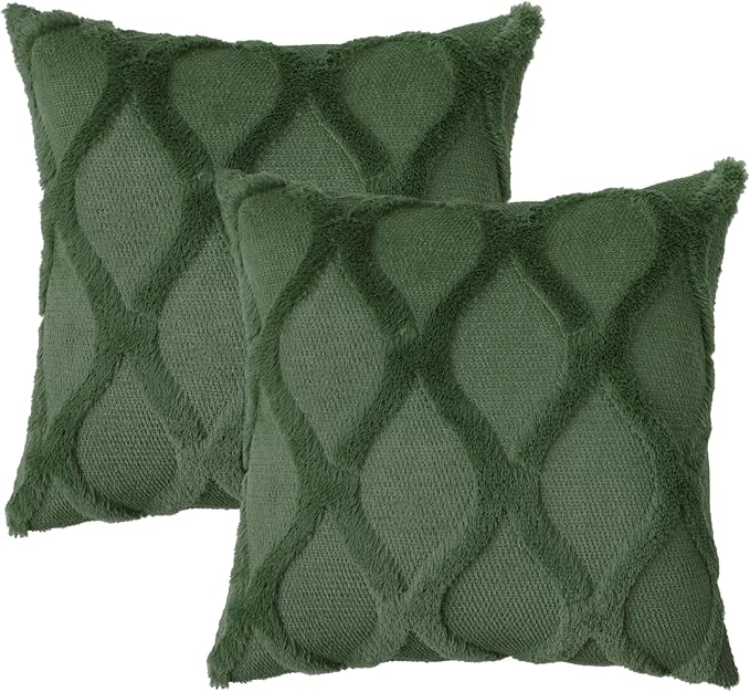 decorUhome Throw Pillow Covers 22x22 Inch Set of 2, Soft Plush Faux Fur Wool Forest Elf Couch Pillow Covers, Decorative Neutral Pillow Cases for Bed Sofa Living Room Home Decor