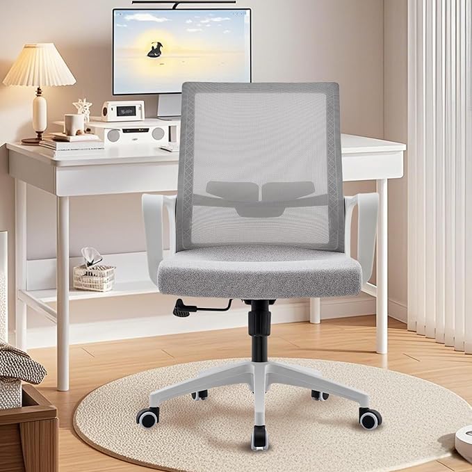 Office Chair ergonomically Designed with Breathable mesh backrest and Lumbar Support Adjustable Height Suitable for Offices Homes bedrooms Study Rooms Grey