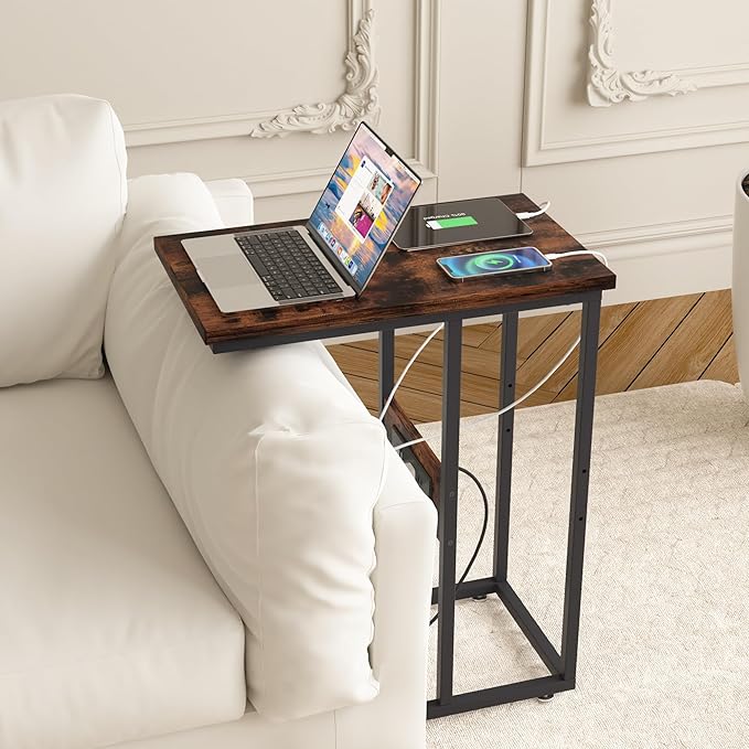 VECELO C Shaped End Side Table with Charging Station & Power Outlets for Couch Sofa/Bed Snack TV Tray with Metal Frame for Living Room Bedroom 1 Set, Brown