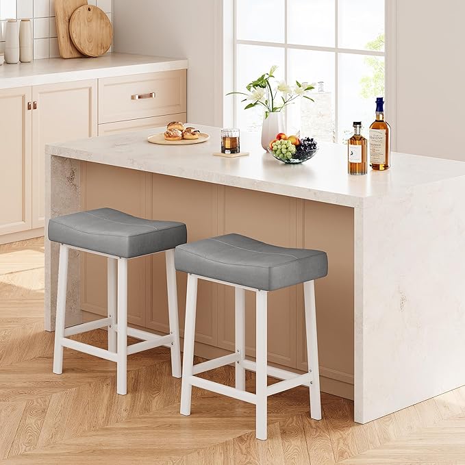 GarveeHome Counter Height Bar Stools Set of 2, 24 Inch Barstools for Kitchen Island Counter, Upholstered Padded Barstools with Curved Surface, Easy Assembly, Grey
