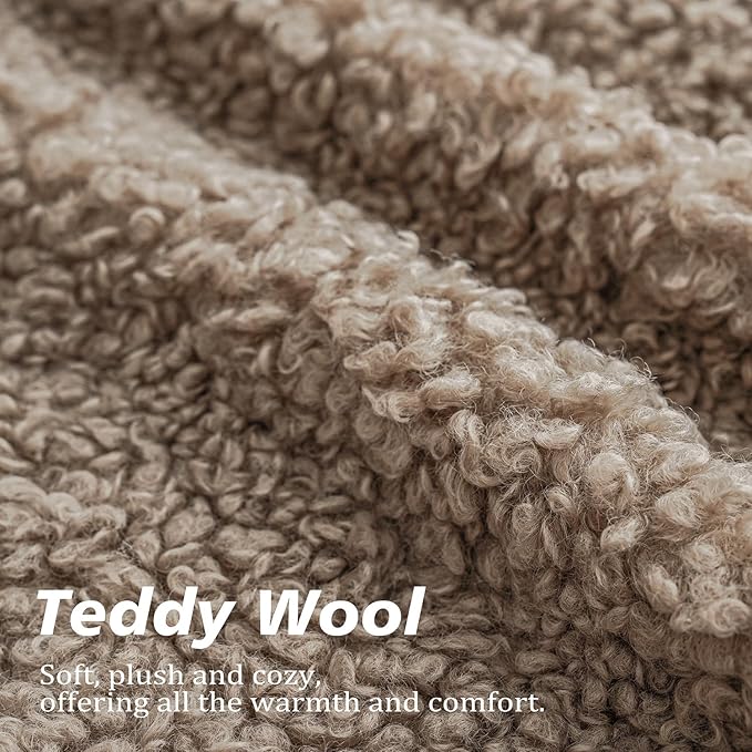 Foindtower 2 Pieces 20x20 Inch Khaki, Faux Fur Throw Pillow Cover Accent Sherpa Pillow Fuzzy Soft Pillowcases Sheepskin Decorative Fleece Cushion Case for Bed Couch Living Room
