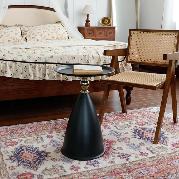 Small Round Black Side Table for Small Spaces, Pedestal Modern Couch End Tables for Living Room, Unique Accent Sofa Drink Table Metal Martini Tables for Recliner, Bedroom