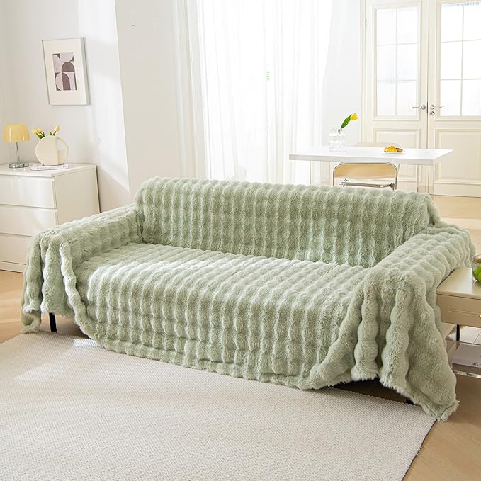 VM VOUGEMARKET Soft Warm Faux Fur Sofa Cover Thick Shaggy Fuzzy Sectional Couch Cover Plush Furniture Protector Cover Fluffy Sofa Throw Cover for Couch Sofa Bed(Green,71" x 134")
