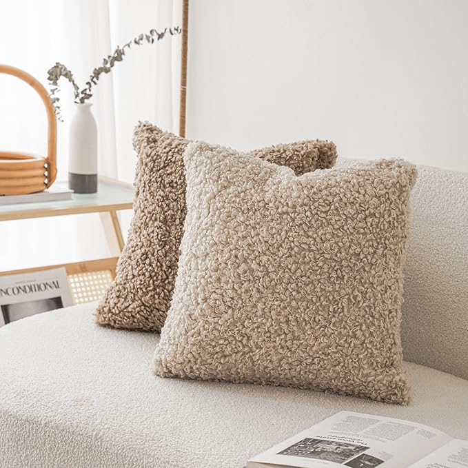Foindtower 2 Pieces 20x20 Inch Light Khaki, Faux Fur Throw Pillow Cover Accent Sherpa Pillow Fuzzy Soft Pillowcases Sheepskin Decorative Fleece Cushion Case for Bed Couch Living Room