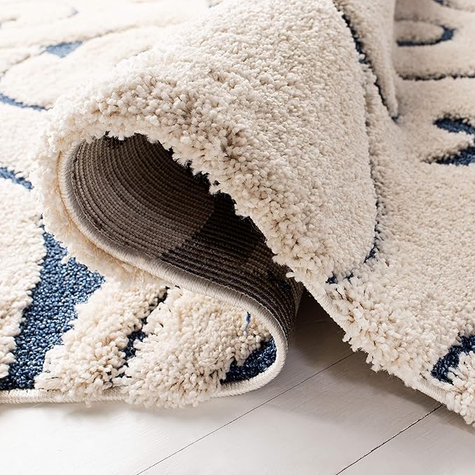 SAFAVIEH Florida Shag Collection Accent Rug - 3'3" x 5'3", Cream & Blue, Scroll, Non-Shedding & Easy Care, 1.2-inch Thick Ideal for High Traffic Areas in Entryway, Living Room, Bedroom (SG455-1165)