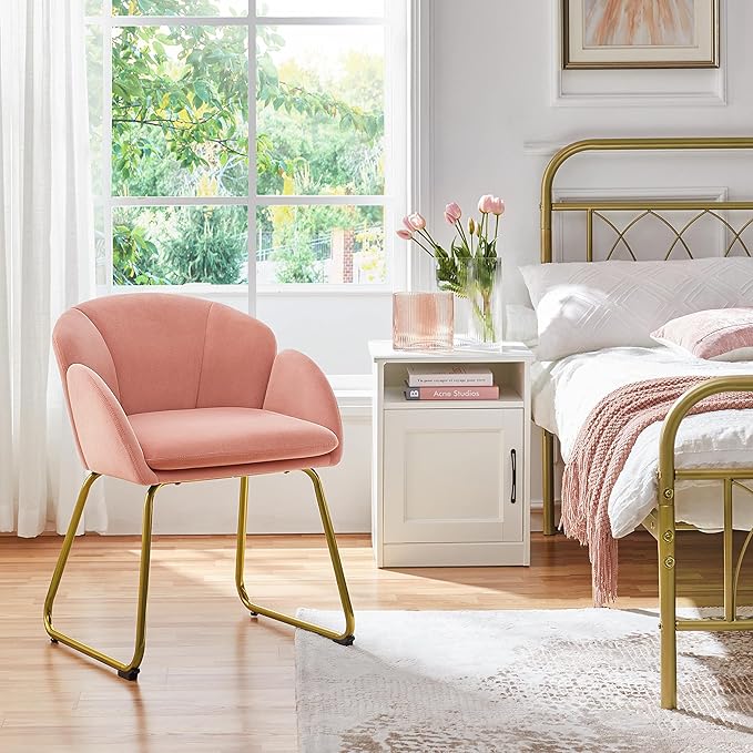 Yaheetech Flower Shape Velvet Vanity Chair, Modern Side Armchair Makeup Chair no Wheels with Golden Metal Legs for Living Room/Dressing Room/Bedroom/Home Office/Kitchen, Pink