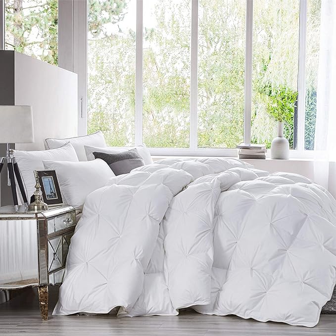 Luxurious All-Season Goose Down Feather Fiber Comforter Queen Size Duvet Insert, Exquisite Pinch Pleat Design, Premium Baffle Box, 100% Egyptian Cotton Cover, 55 oz. Fill Weight, White