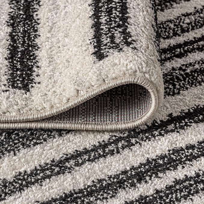 JONATHAN Y Khalil Modern Berber Stripe Cream/Black 6x6 Square Indoor Area Rug, Contemporary, Bohemian, Easy-Cleaning for Living Room, Bedroom, Kitchen, Pet Friendly, Non-Shedding (MOH207A-6SQ)